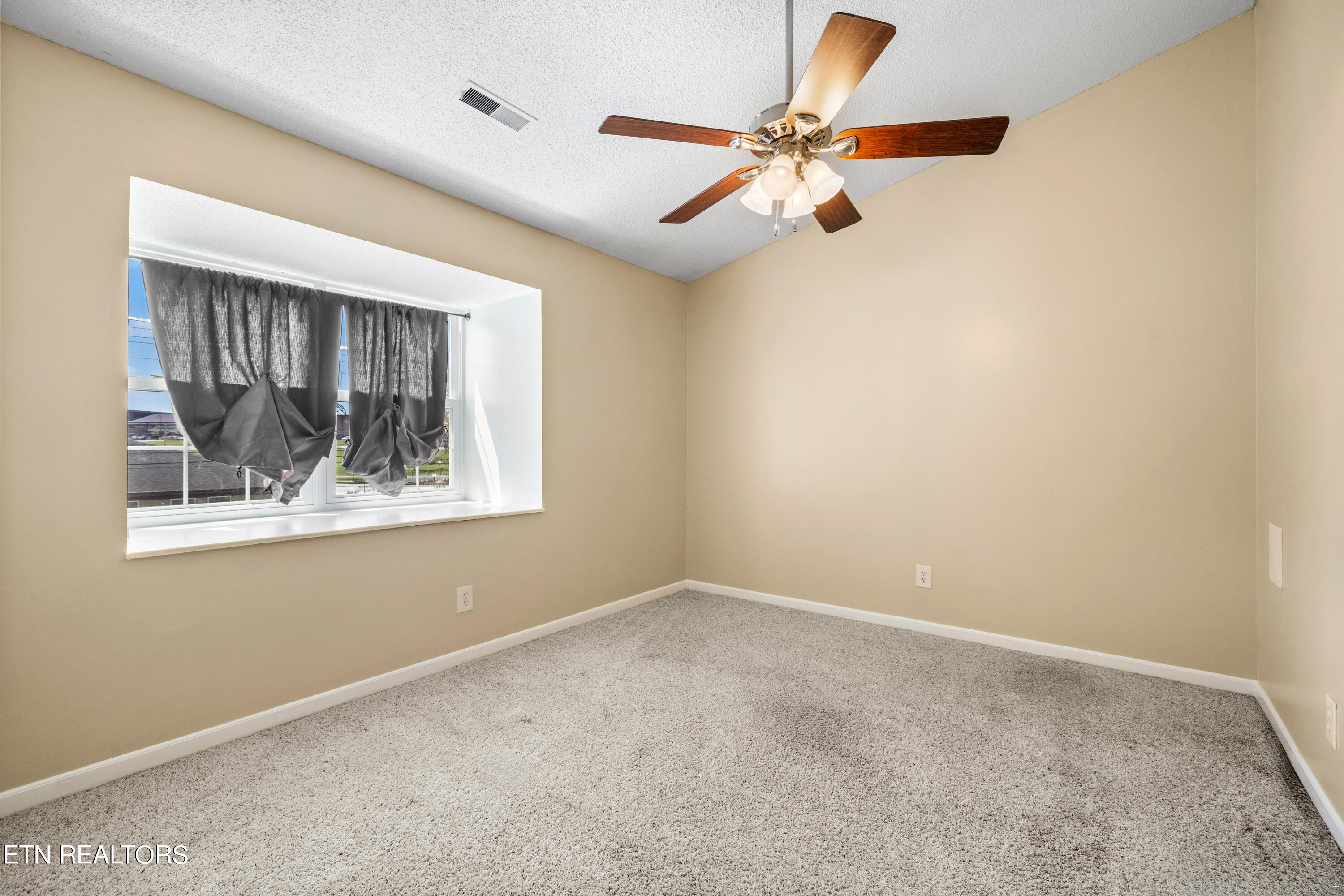 633 Vose Road, Unit F Alcoa, TN 37701 - Photo 13 of 14 Positive Perceptions-14