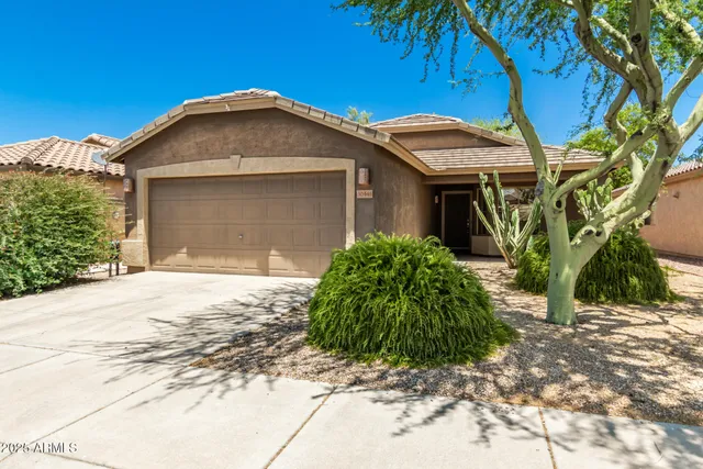 $1,850 | 30445 North Sunray Drive, San Tan Valley, AZ 85143
