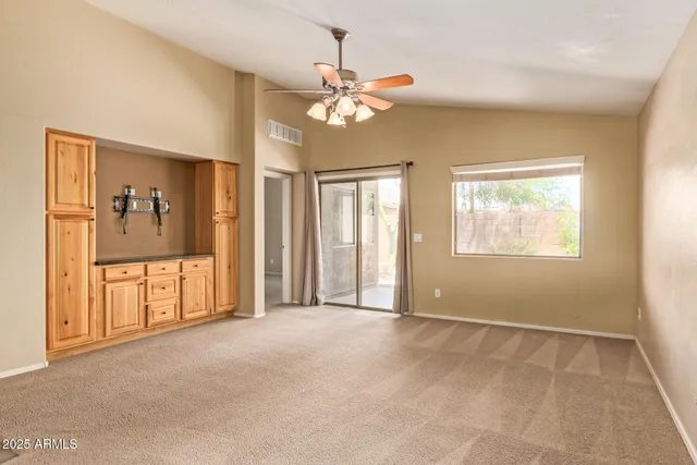 $1,850 | 30445 North Sunray Drive, San Tan Valley, AZ 85143