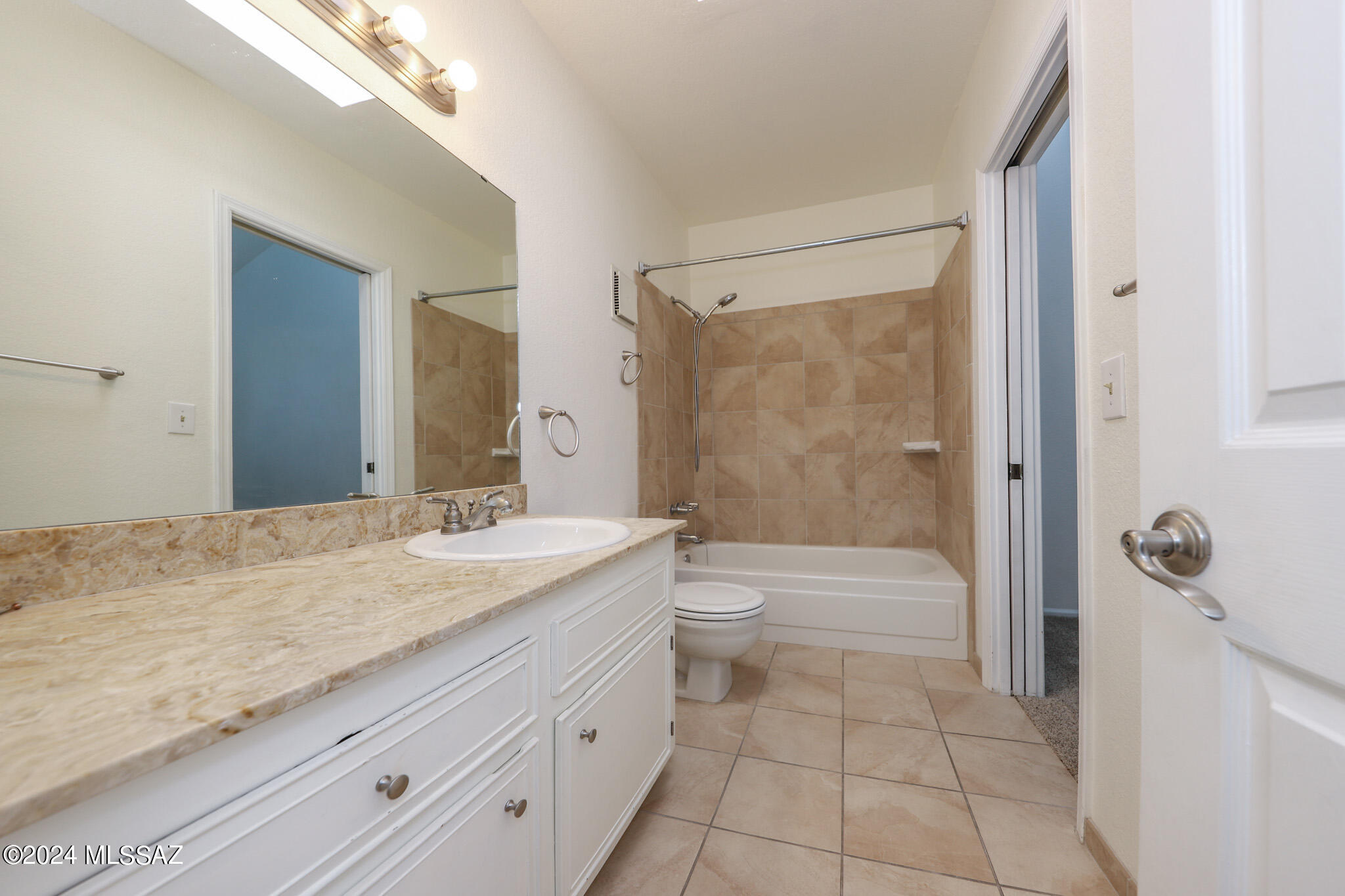 8271 North Oracle Road, Unit 250 Tucson, AZ 85704 - Photo 18 of 26 Bathroom2
