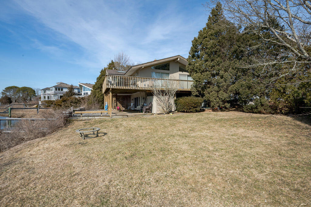 149 Popponesset Island Road Mashpee, MA 02649 - Photo 3 of 25 37_Alban-3