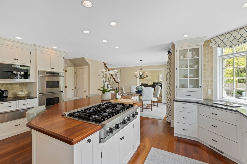 34 Saquatucket Bluffs Road Harwich, MA 02646 - Photo 18 of 42 Gallery Image 18