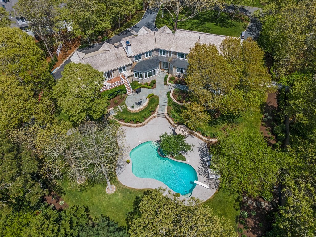 34 Saquatucket Bluffs Road Harwich, MA 02646 - Photo 3 of 42 Gallery Image 3