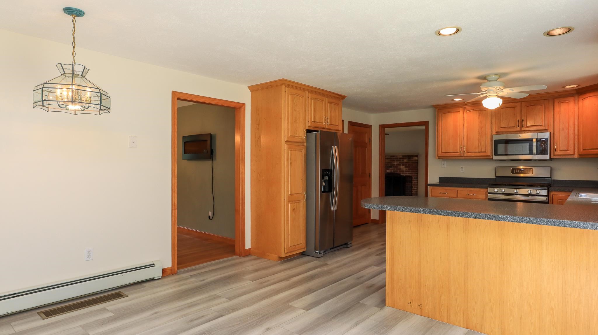 25 Stevens Road Pelham, NH 03076 - Photo 13 of 40