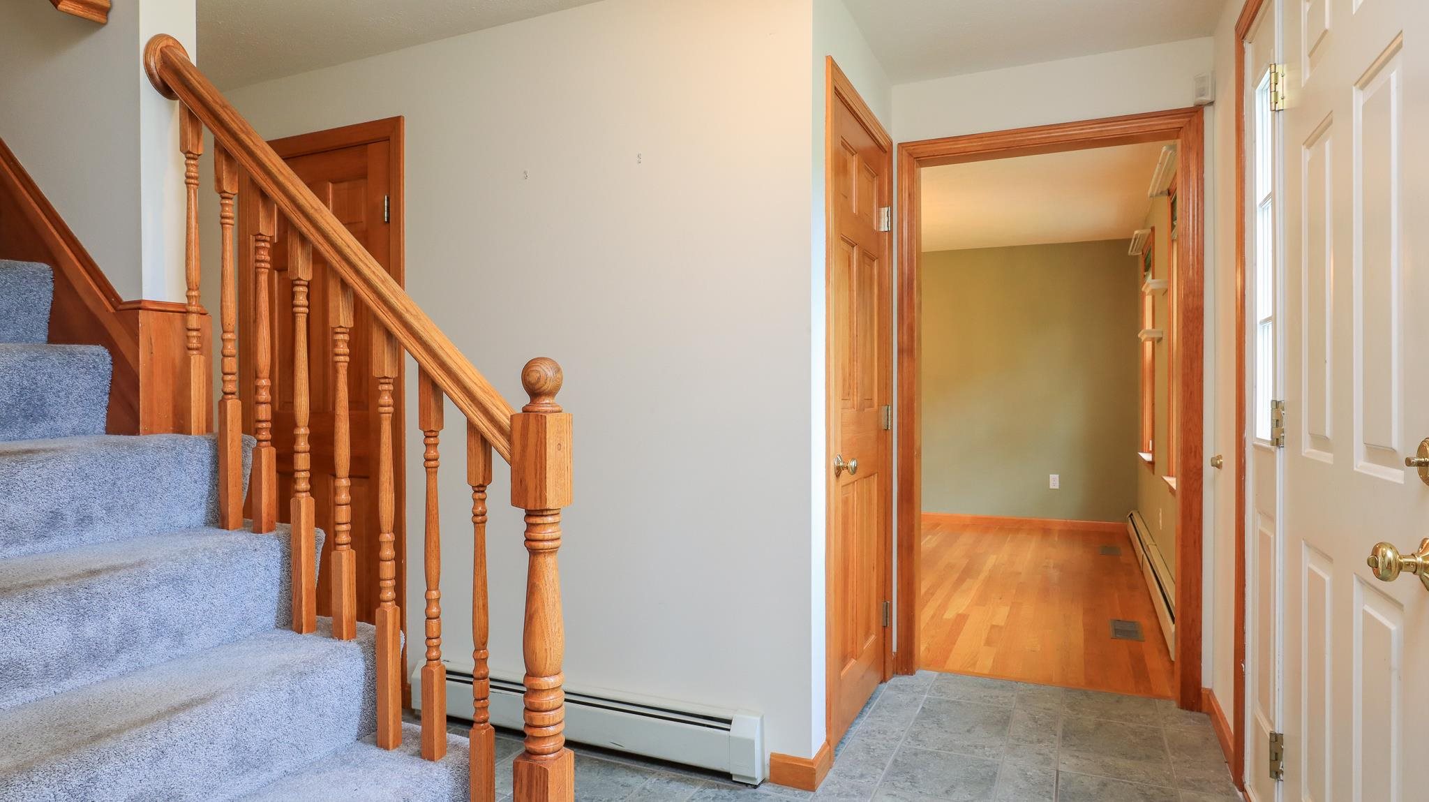 25 Stevens Road Pelham, NH 03076 - Photo 22 of 40