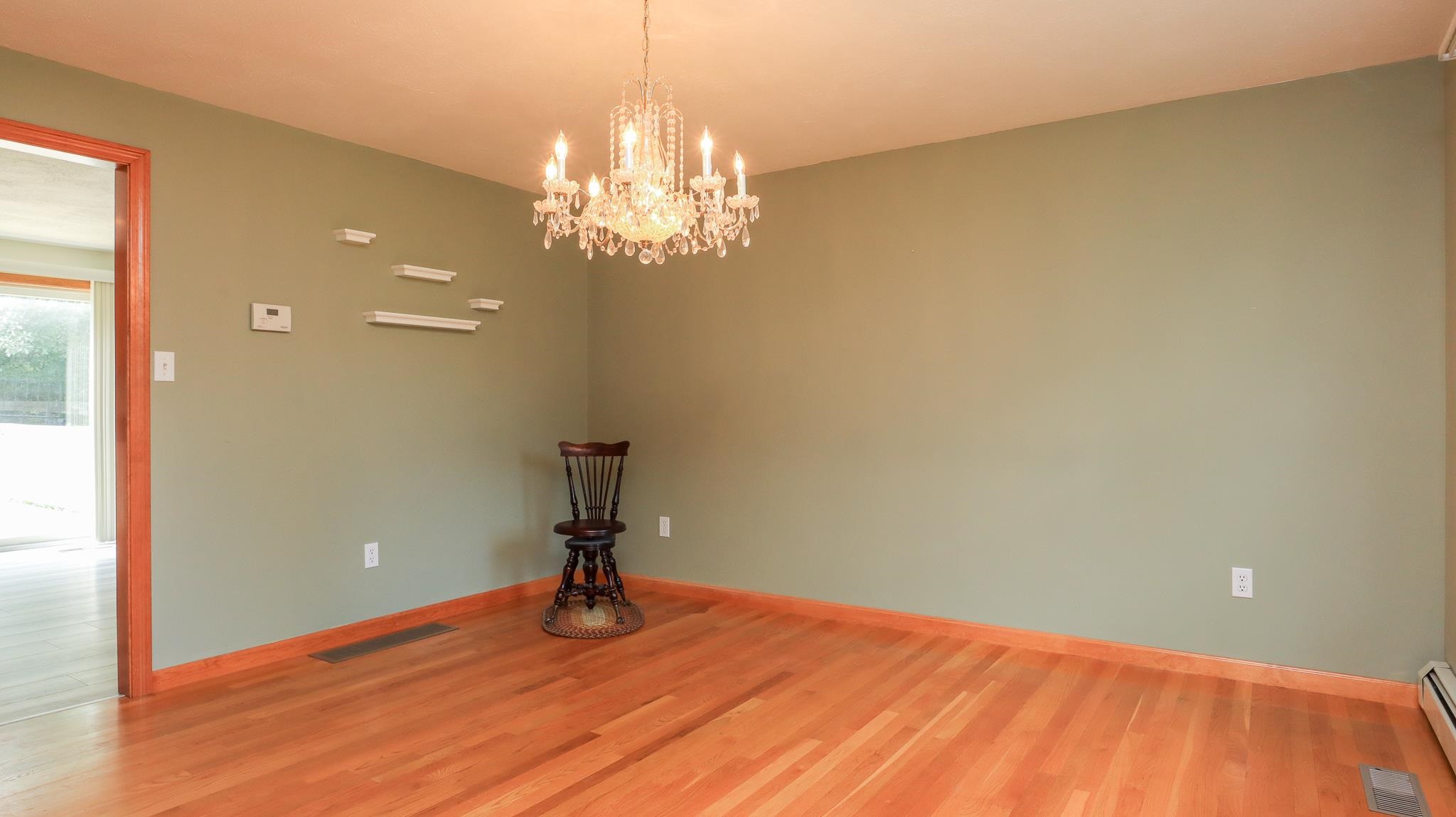 25 Stevens Road Pelham, NH 03076 - Photo 26 of 40