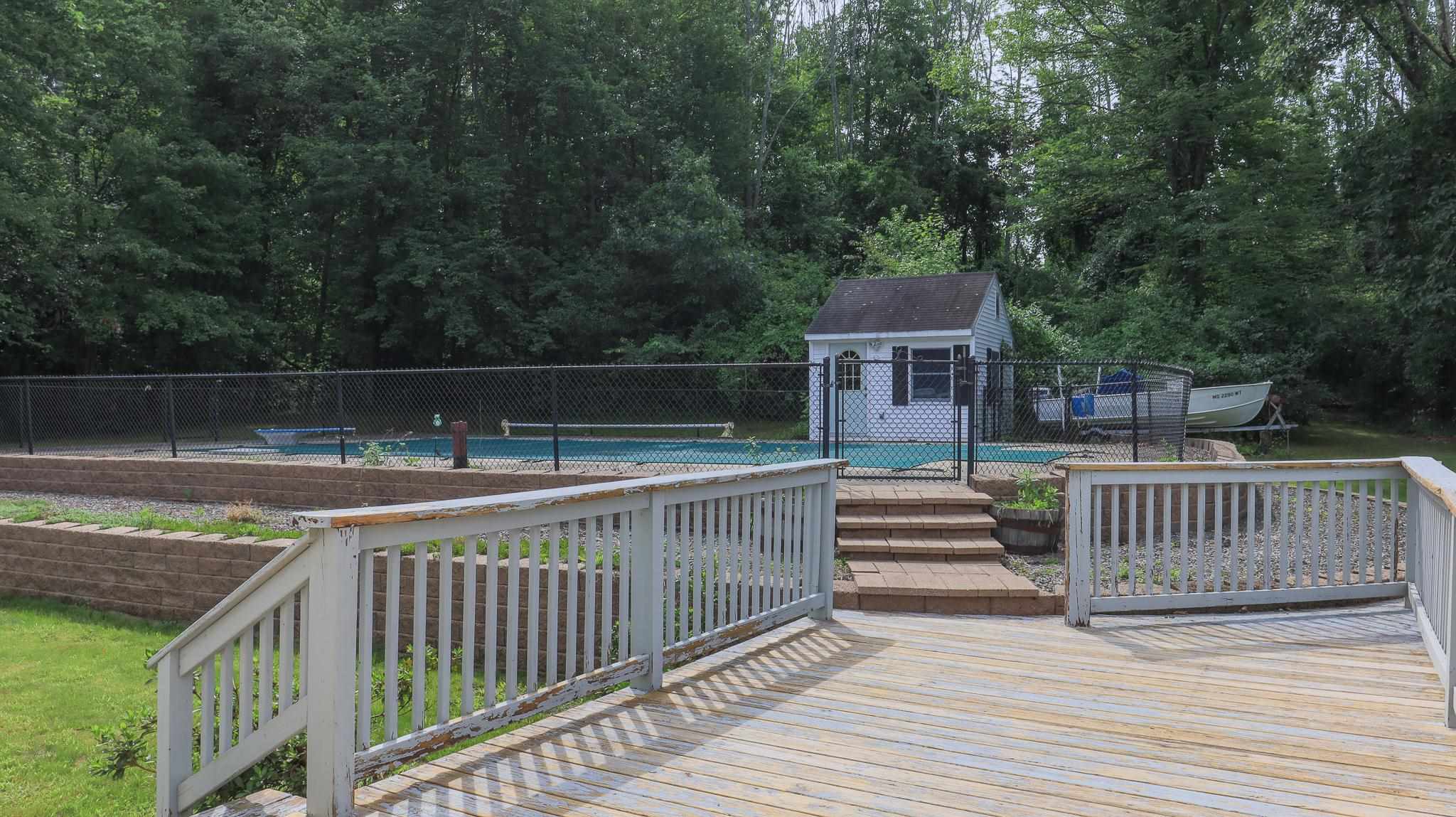 25 Stevens Road Pelham, NH 03076 - Photo 10 of 40