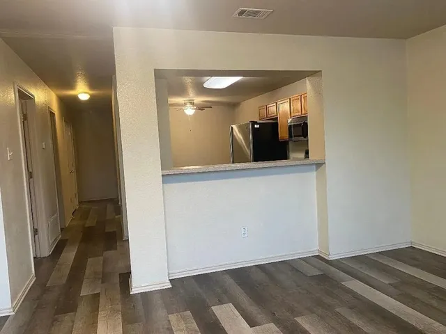 $495,000 | 415 East 4th Avenue, Belton, TX 76513