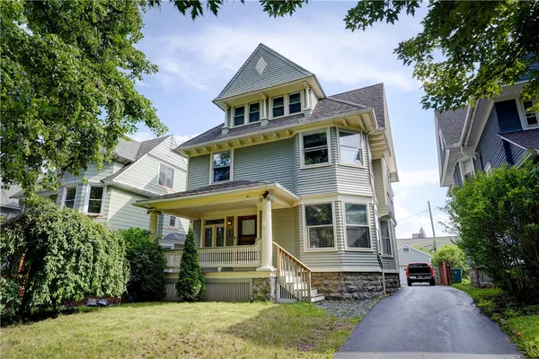 $2,495 | 31 Birch Crescent, Rochester, NY 14607