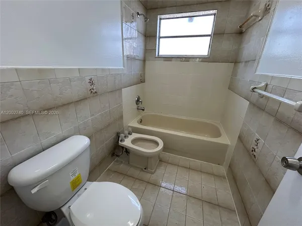 $2,900 | 230 Northwest 51st Avenue, Unit 230, Miami, FL 33126