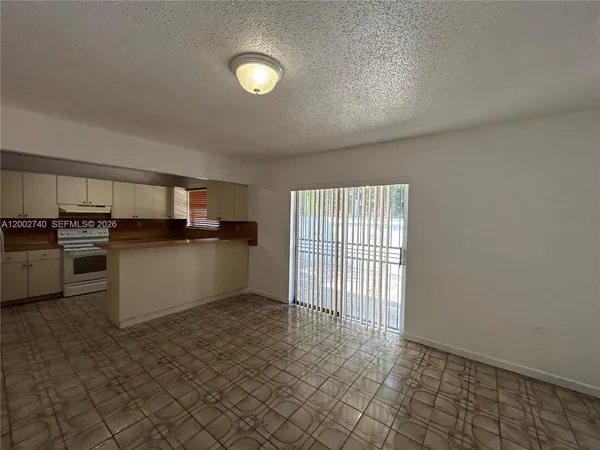 $2,900 | 230 Northwest 51st Avenue, Unit 230, Miami, FL 33126