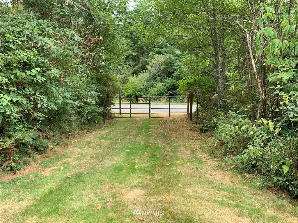 4175 East Harbor Road Freeland, WA 98249 - Photo 2 of 13
