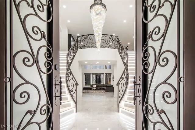 $9,950 | 1372 Peninsula Point Avenue, Las Vegas, NV 89123