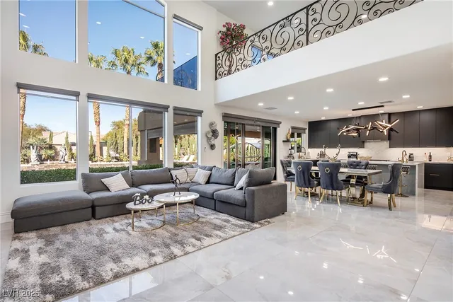 $9,950 | 1372 Peninsula Point Avenue, Las Vegas, NV 89123