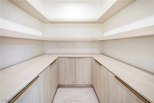 $9,950 | 1372 Peninsula Point Avenue, Las Vegas, NV 89123