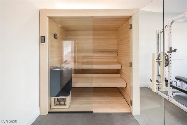 $9,950 | 1372 Peninsula Point Avenue, Las Vegas, NV 89123