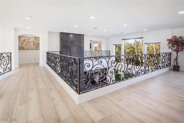 $9,950 | 1372 Peninsula Point Avenue, Las Vegas, NV 89123