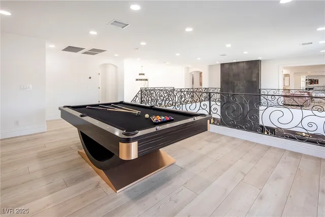 $9,950 | 1372 Peninsula Point Avenue, Las Vegas, NV 89123