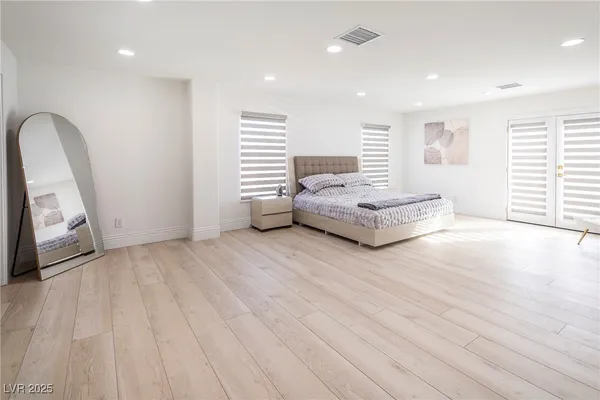 $9,950 | 1372 Peninsula Point Avenue, Las Vegas, NV 89123