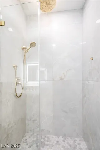 $9,950 | 1372 Peninsula Point Avenue, Las Vegas, NV 89123