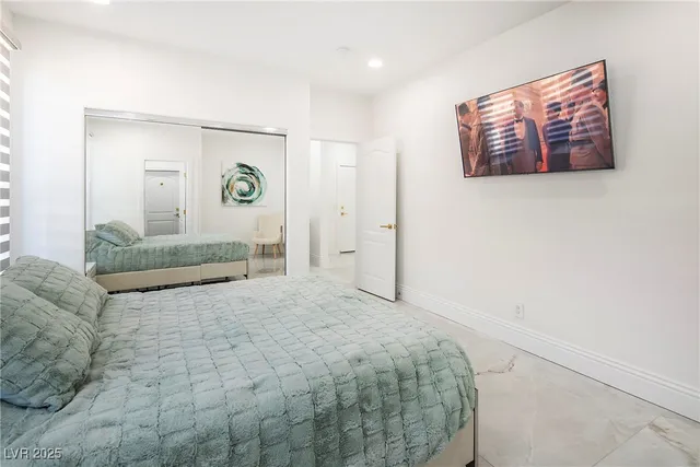 $9,950 | 1372 Peninsula Point Avenue, Las Vegas, NV 89123