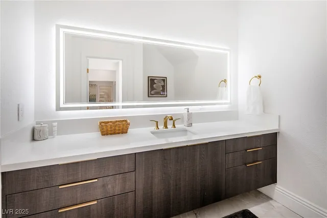 $9,950 | 1372 Peninsula Point Avenue, Las Vegas, NV 89123