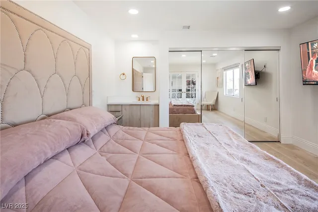 $9,950 | 1372 Peninsula Point Avenue, Las Vegas, NV 89123