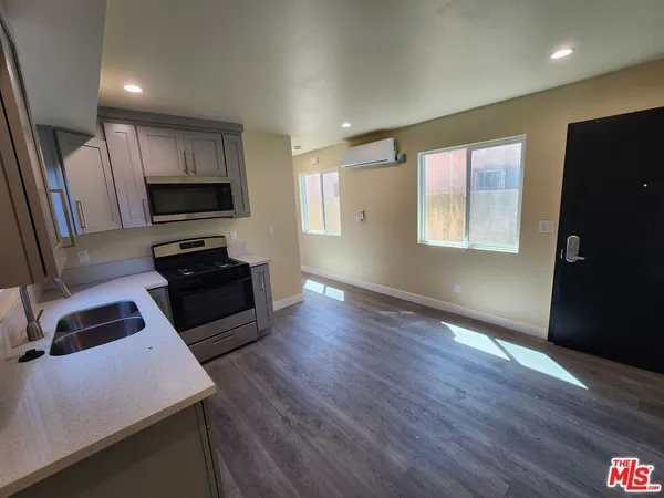$1,850 | 7302 Mace Place, Unit A, Los Angeles, CA 90001