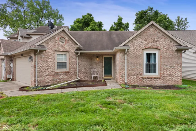 $173,900 | 1005 Buffalo Run Way, Indianapolis, IN 46227