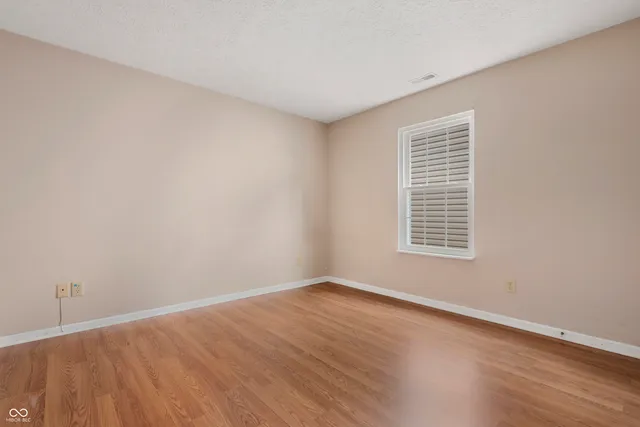 $173,900 | 1005 Buffalo Run Way, Indianapolis, IN 46227