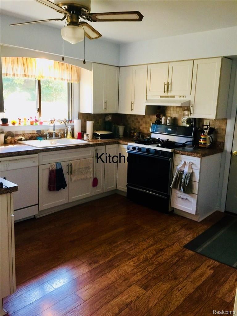 4171 North Genesee Road Flint, MI 48506 - Photo 6 of 38 700F34AF-5431-4E25-87AC-96764C744D64.jpeg