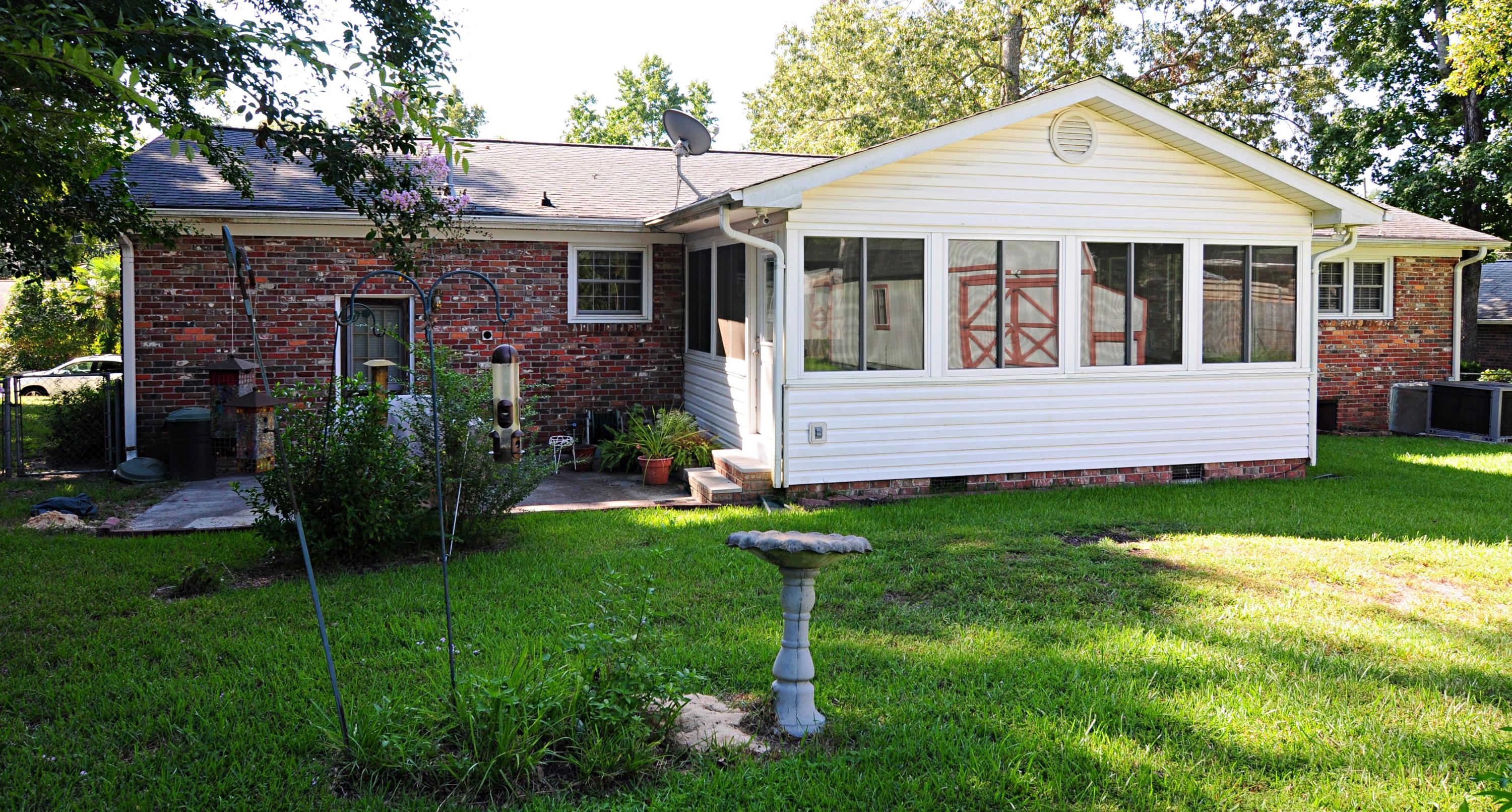 1064 Harrison Road Ladson, SC 29456 - Photo 3 of 32 33