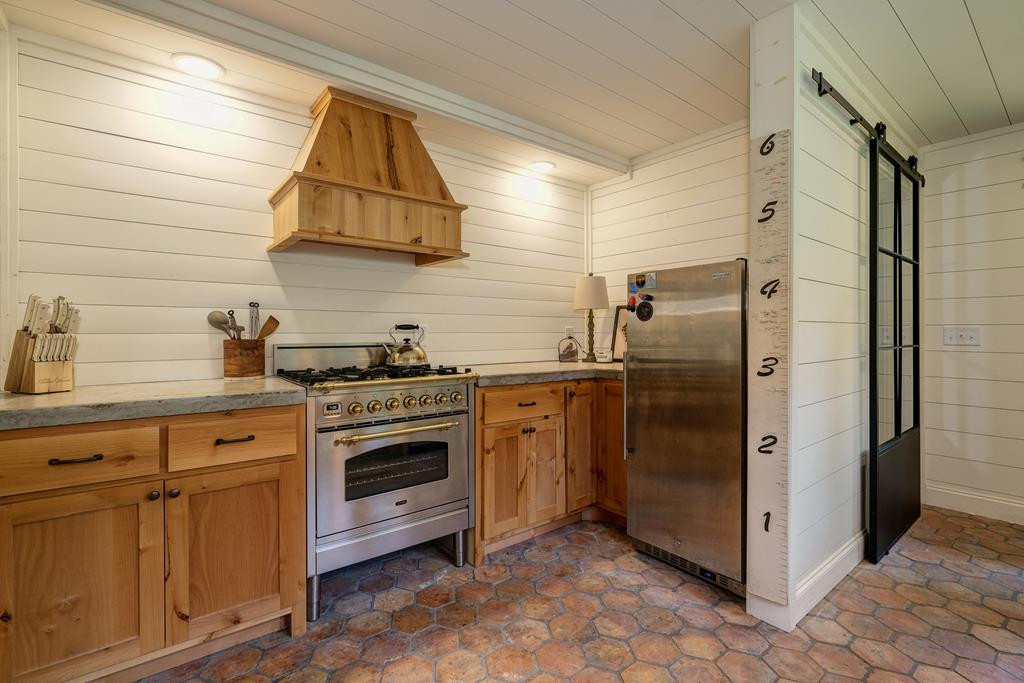 605 Shoal Creek Road Murphy, NC 28906 - Photo 9 of 75 Gallery Image 9