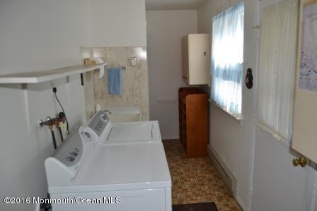 40 Berkshire Road, Unit 65 Whiting, NJ 08759 - Photo 35 of 38 laundry 1