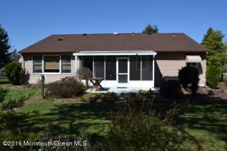 40 Berkshire Road, Unit 65 Whiting, NJ 08759 - Photo 6 of 38 os back 4