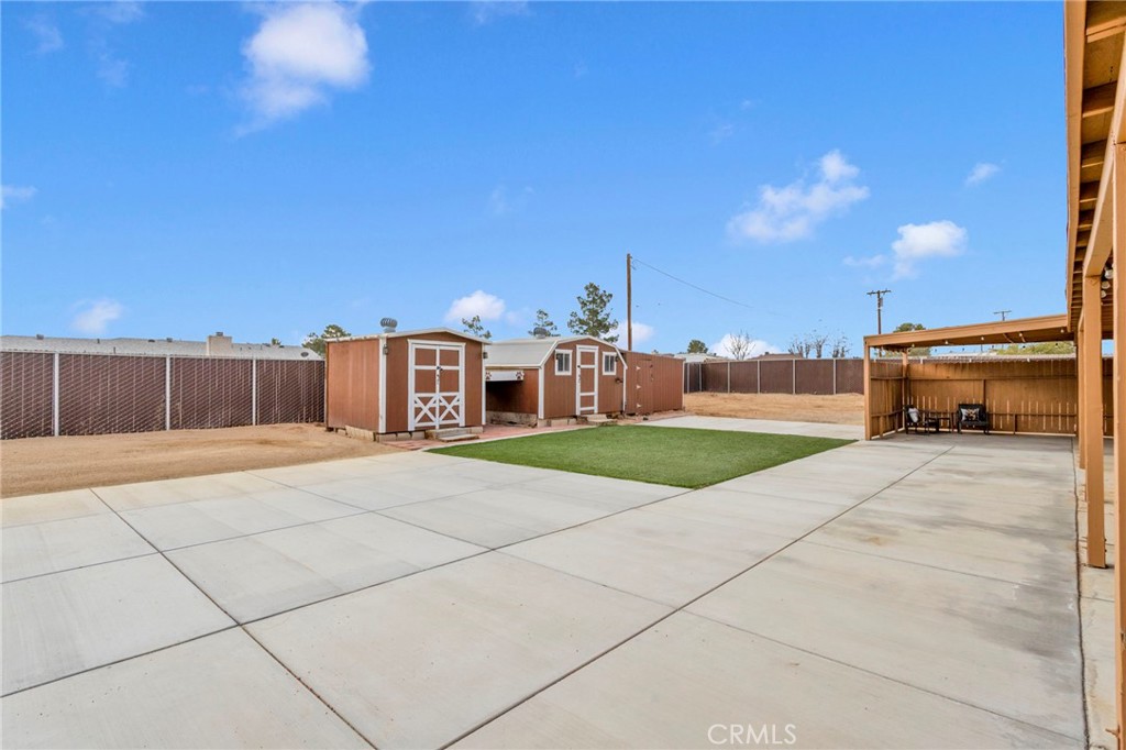 11410 Cibola Road Apple Valley, CA 92308 - Photo 37 of 45 a view of a city