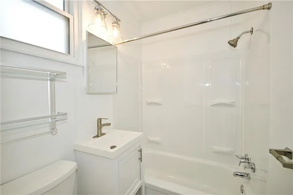 $1,295 | 2611 Voelkel Avenue, Unit 1, Pittsburgh, PA 15216