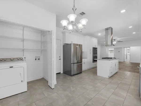 $725,000 | 1819 Millwood Drive, Houston, TX 77008