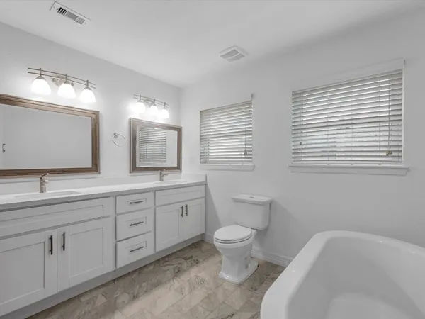 $725,000 | 1819 Millwood Drive, Houston, TX 77008