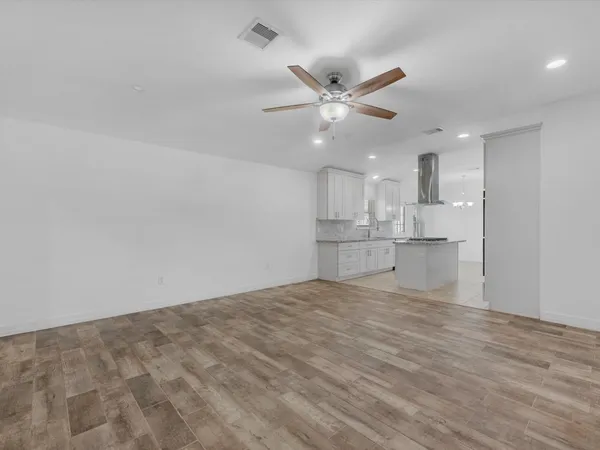 $725,000 | 1819 Millwood Drive, Houston, TX 77008