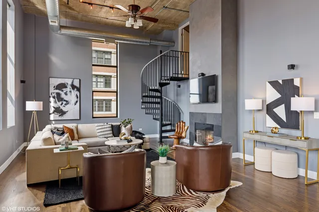 $699,000 | 758 North Larrabee Street, Unit 411, Chicago, IL 60654