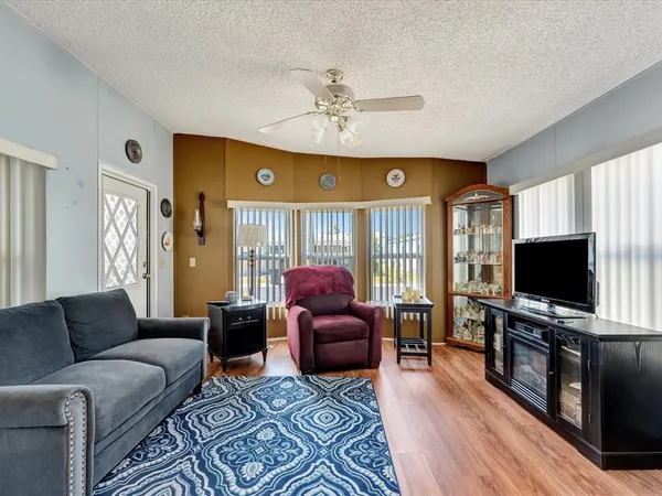 $149,900 | 199 Port Royal Lane, Apollo Beach, FL 33572