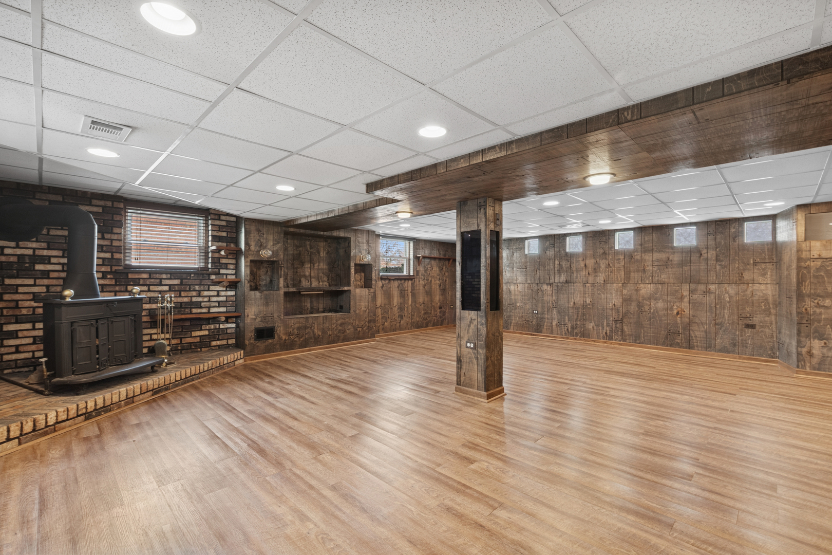 10506 South Michael Drive Palos Hills, IL 60465 - Photo 12 of 20