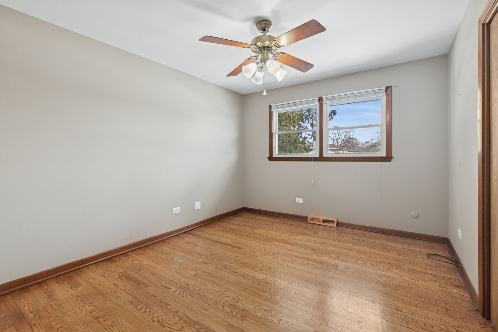 10506 South Michael Drive Palos Hills, IL 60465 - Photo 7 of 20