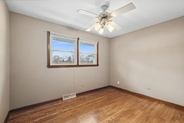 $399,900 | 10506 South Michael Drive, Palos Hills, IL 60465