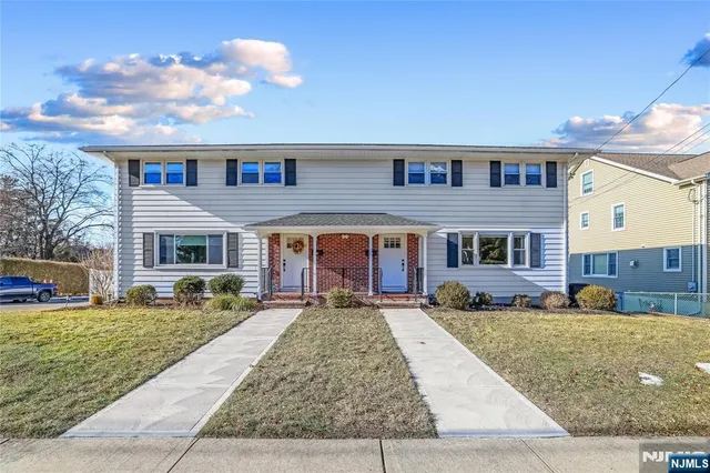 $1,299,999 | 12 Maple Avenue, Waldwick, NJ 07463