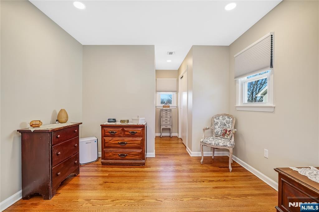 12 Maple Avenue Waldwick, NJ 07463 - Photo 17 of 46