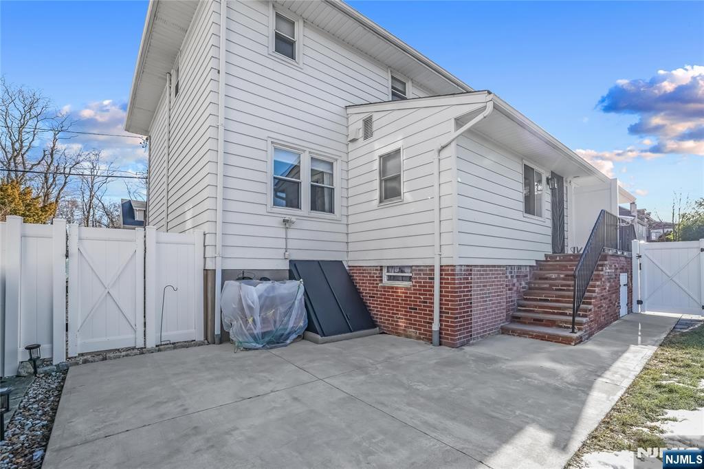 12 Maple Avenue Waldwick, NJ 07463 - Photo 26 of 46