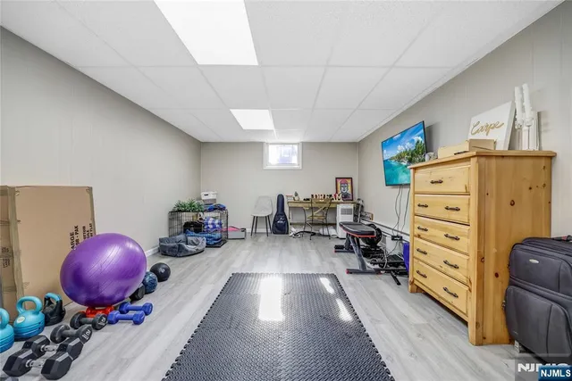 $1,299,999 | 12 Maple Avenue, Waldwick, NJ 07463