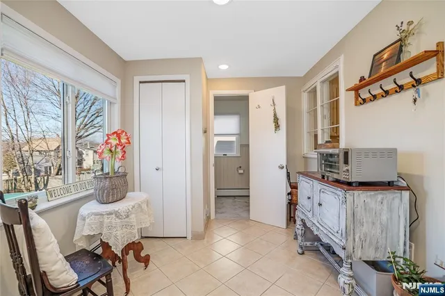 $1,299,999 | 12 Maple Avenue, Waldwick, NJ 07463